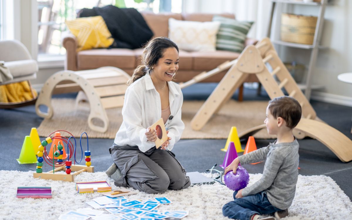 play therapy at mind works treatment